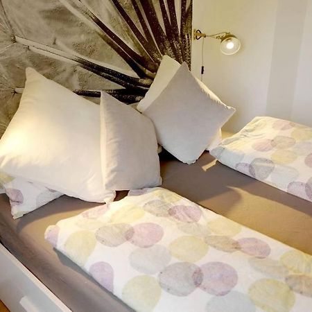 Stilvolle Wohnung Direkt In Der City เวิร์ซบวร์ก ภายนอก รูปภาพ